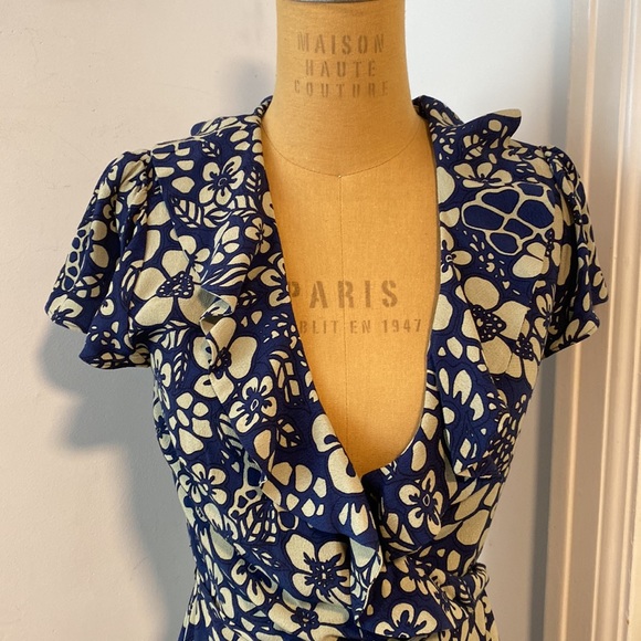 Aritzia Sunday Best Floral  Ruffle Wrap Mini Dress Blue with Grey Size S - Picture 4 of 7